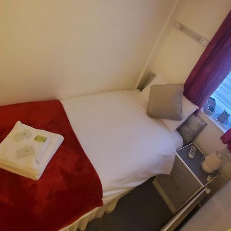 Brooklyn Hotel Blackpool Bagian luar foto