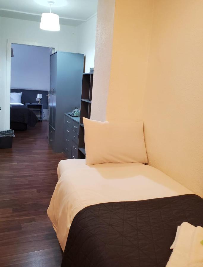 Brooklyn Hotel Blackpool Bagian luar foto