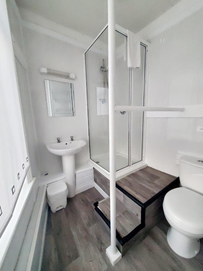Brooklyn Hotel Blackpool Bagian luar foto