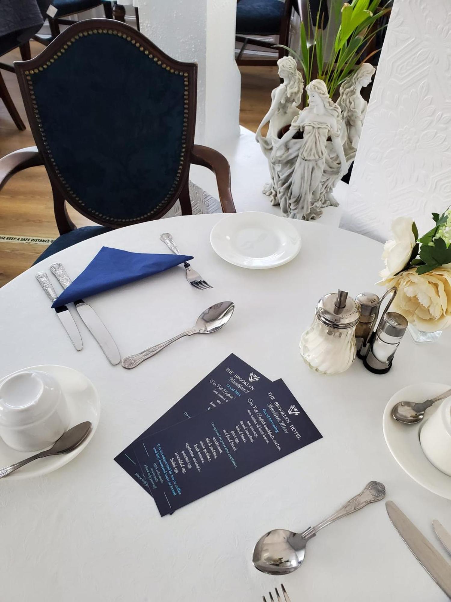 Brooklyn Hotel Blackpool Bagian luar foto
