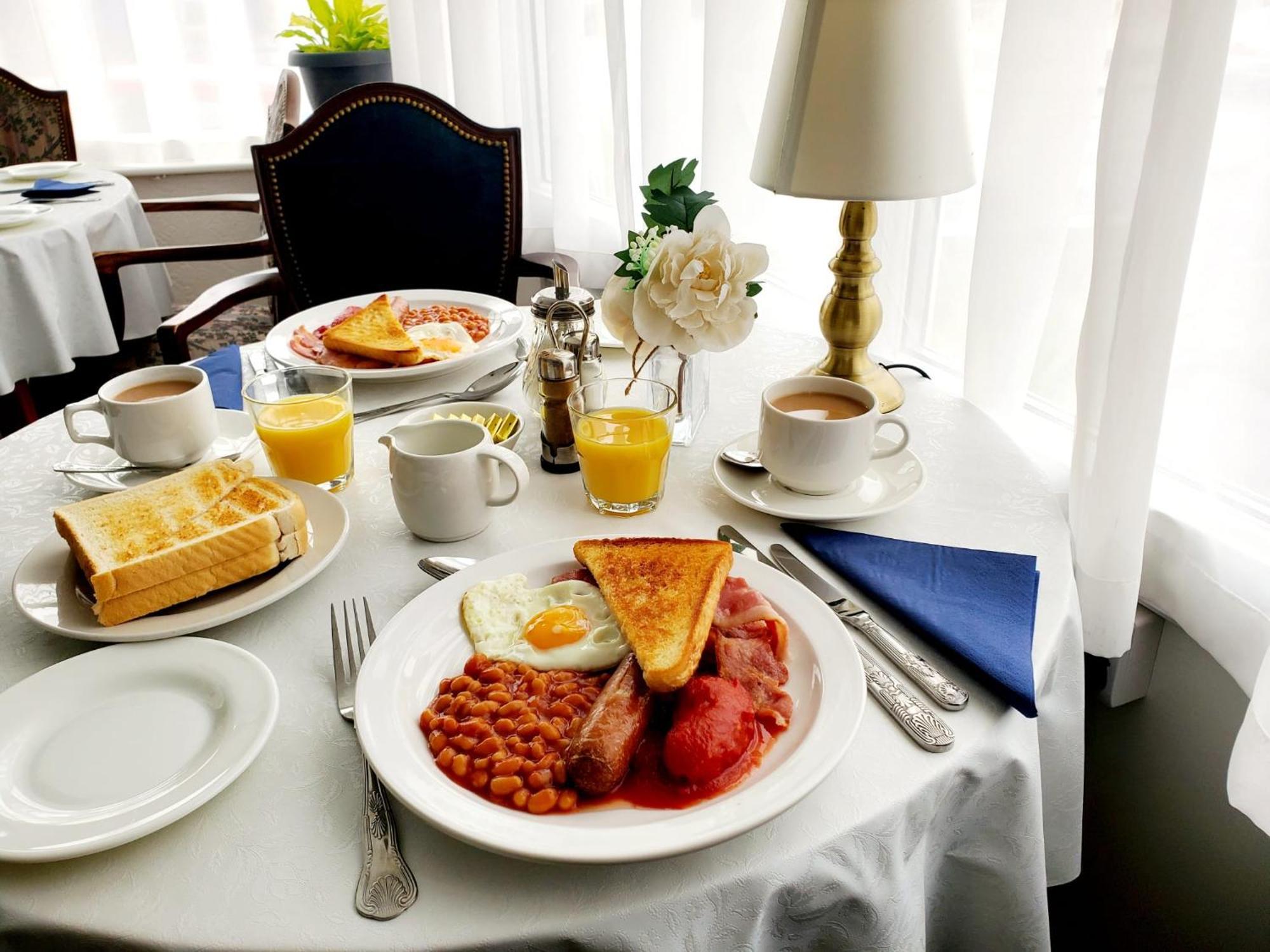 Brooklyn Hotel Blackpool Bagian luar foto